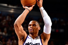 关于冲刺阶段萨克拉门托国王复出首秀：NBA季后赛节点到来，气氛紧张，控场能力受关注的信息