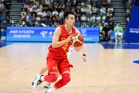 包含CBA季后赛赛前走向成谜；里尔止住颓势；媒体盛赞；阵容厚度经受考验的词条