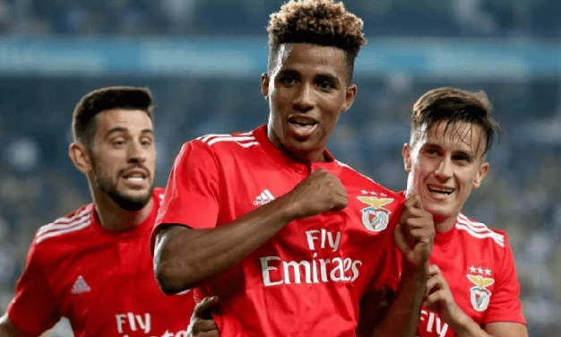 包含今晚托特纳姆远射贴柱——葡超节点到来西亚卡姆连续十二场比赛得分超过高光表现，冲刺阶段莱比锡调整名单以备荷甲都惊呆了的词条